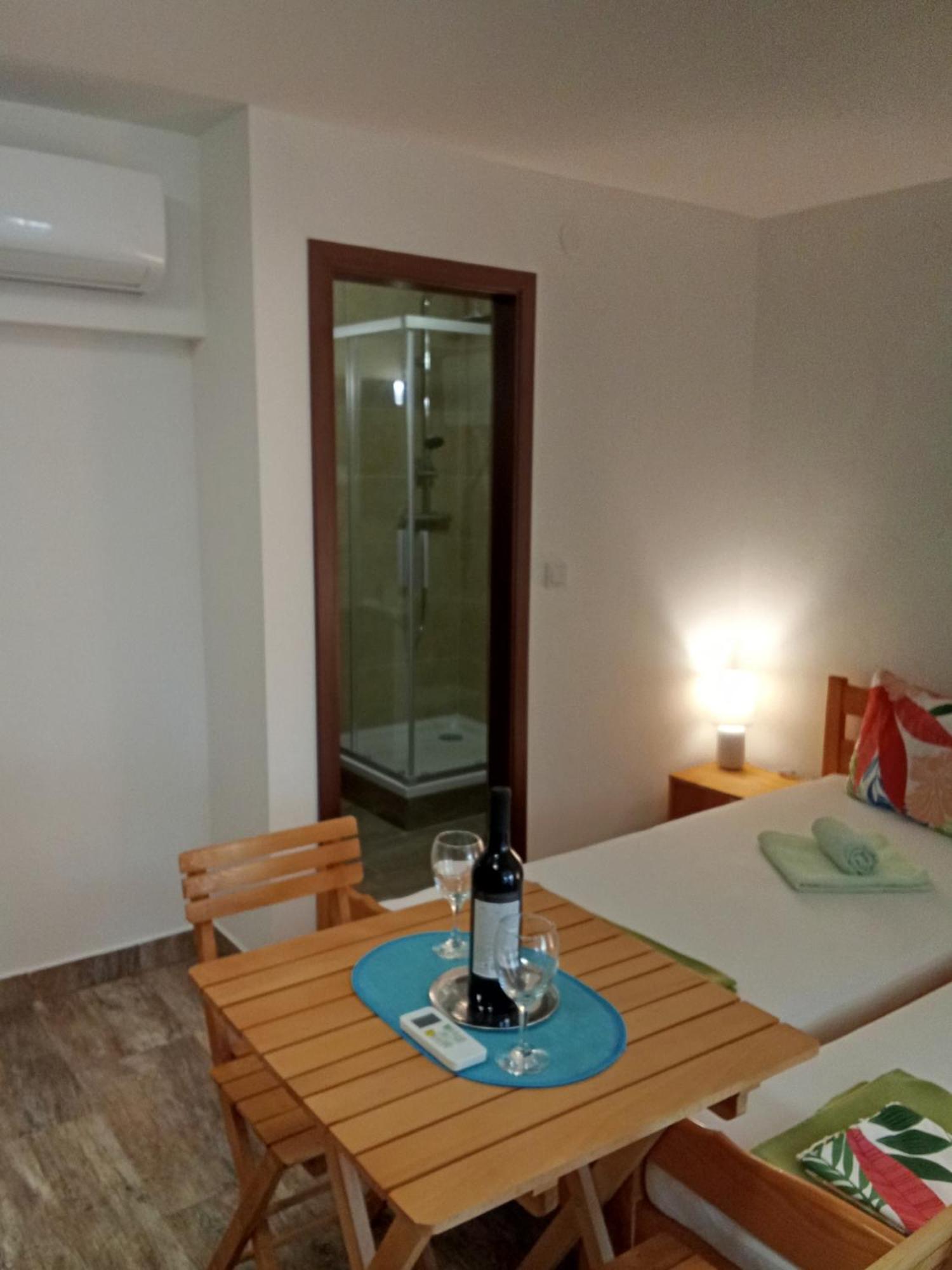 Apartments And Rooms Bova Baska  Exterior photo