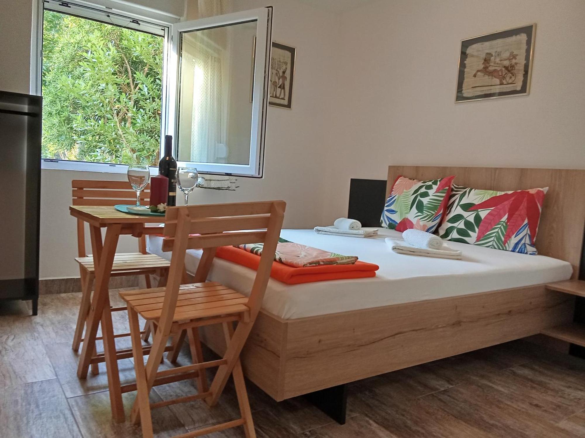 Apartments And Rooms Bova Baska  Exterior photo